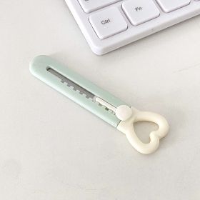 1pc Cute Mini Love Heart Utility Knife, Paper Cutter, Art Knife, Box Cutter, School, Office Supply, Cutting Tool, Student Stationery, Gift (Color: Green)